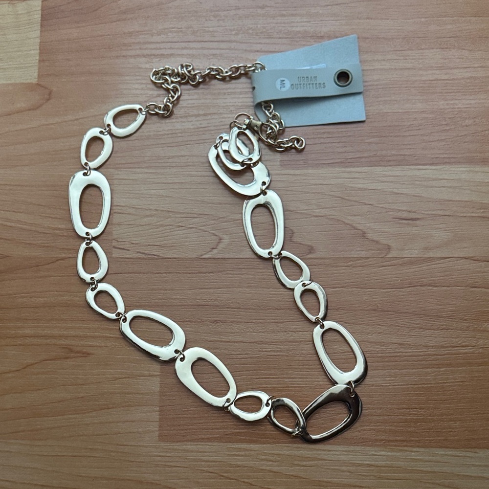 Urban Outfitters Gold Oval Chain belt